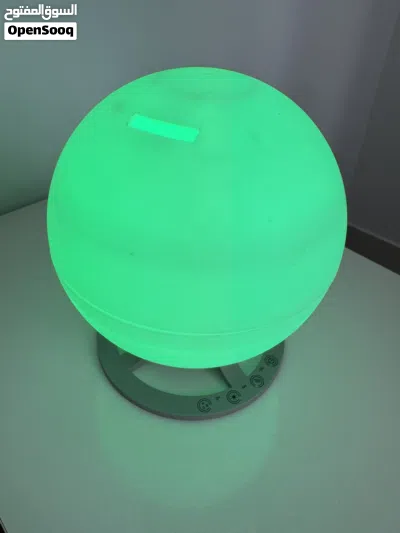 Beautiful aroma diffuser and humidifier with LED lights 3