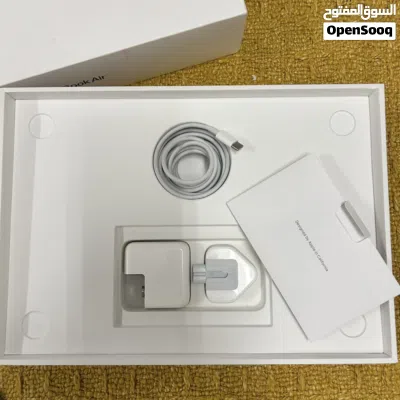 MacBook Air M1 8GB 256GB نظيف جدا كالجديد 2