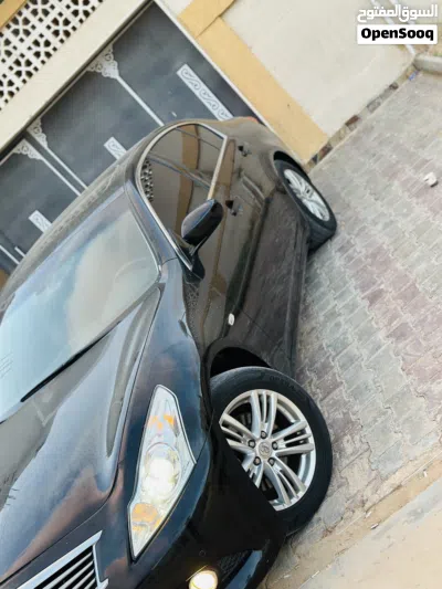 Infiniti G25 3