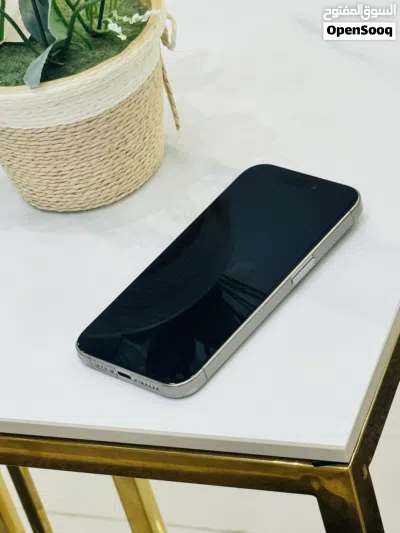 I phone 15 pro 256 battery health 89% clean phone no replacement . With orginal box orginal charger 2