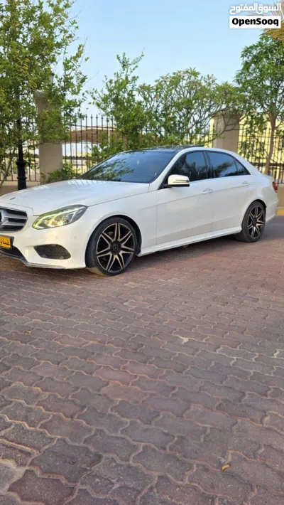 Mercedes Benz E-Class E 300 4