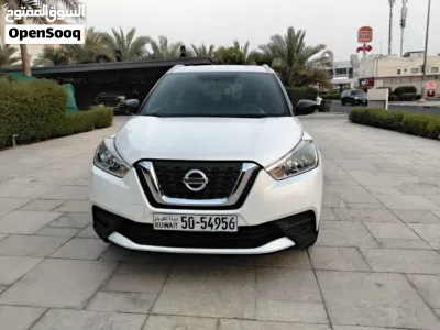 Nissan Kicks Standard 2