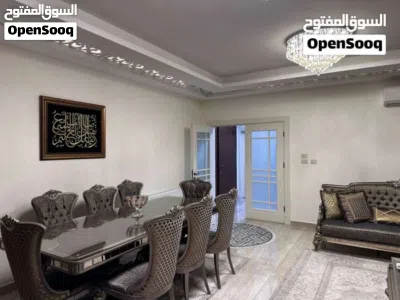 شقة مميزة جدا بافخم اثاث وفي اجمل احياء خلدا 4