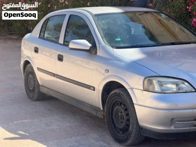 Opel Astra GS 4