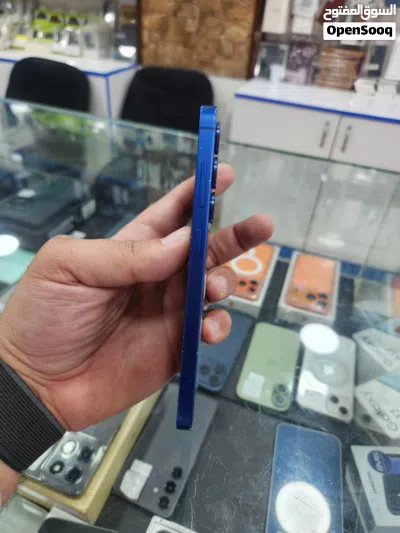 Samsung S25 بحالة ممتازة بسعر مميز جدا 4