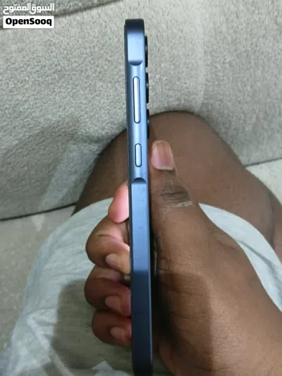 A35 جوال اخو الجديد استعمال اقل من سنه بطاريه تقضي اليوم كامل ينفع ل تصوير و المهام اليوميه و اللعب 3