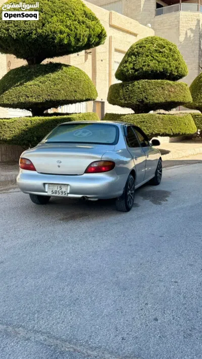 هيونداي افانتي Standard 2