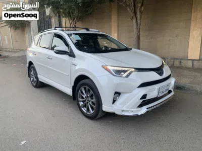 Toyota RAV 4 Limited 3