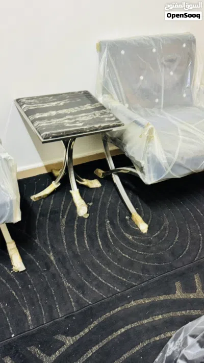 Two seats with small table 2