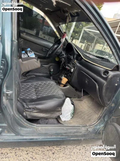 Hyundai Accent Standard 4