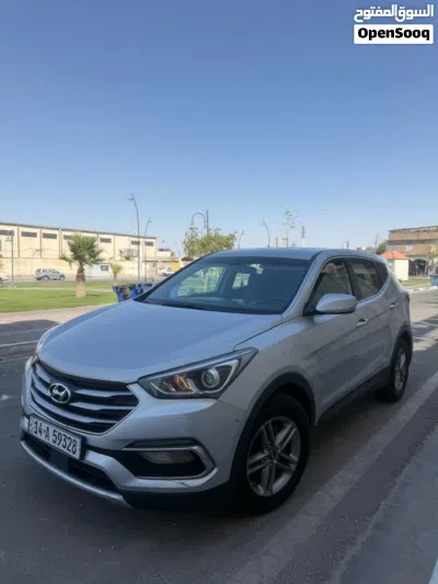 Hyundai Santa Fe Limited 4