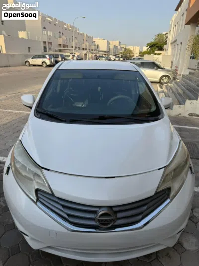 نيسان فيرسا SV 4