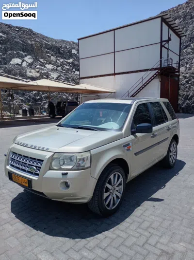 Land Rover LR2 HSE 2