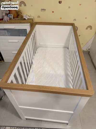 Baby cot and mattress 3