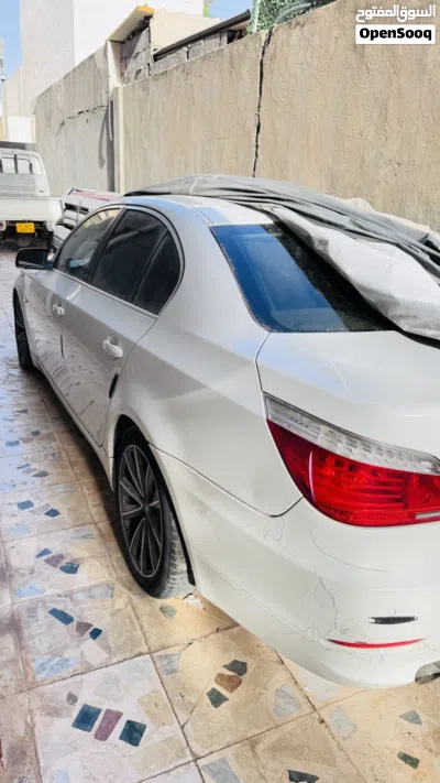 بي ام دبليو الفئة 5 530 3
