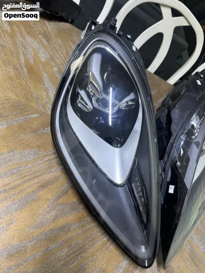 Porsche Cayenne 2023 headlights for sale like new no issues 3