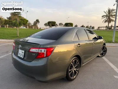 Toyota Camry LE 3