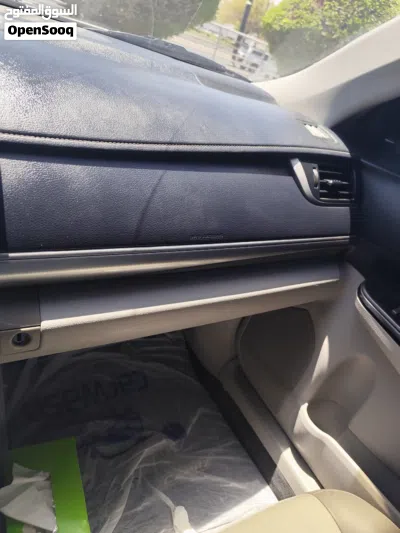 Toyota Camry LE 4