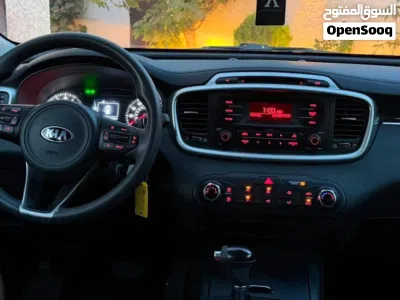 Kia Sorento EX 2