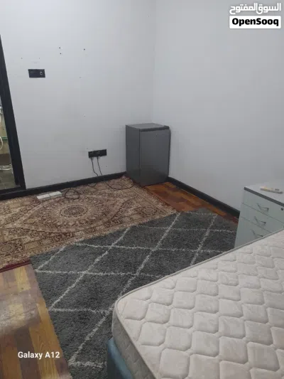 شقق وغرف للإيجار في الخويرflats and room for rent in Alkwaire 2