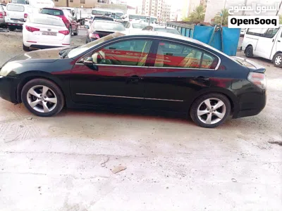 نيسان التيما SV 4