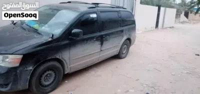 Dodge Caravan Standard 3