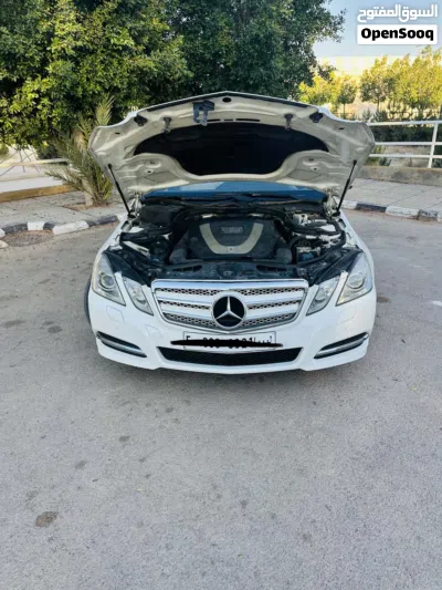 Mercedes Benz E-Class E 300 2