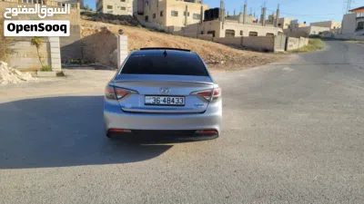 Hyundai Sonata Limited 3