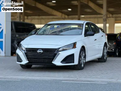 Nissan Altima S 2