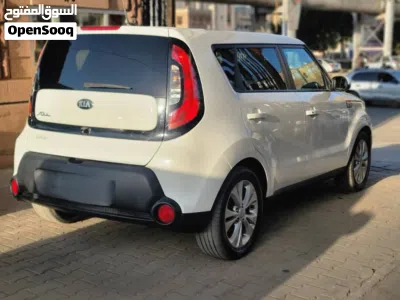 Kia Soul EX 4