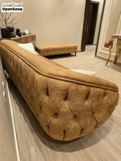 كنب وكونسول وطاولة كافي للبيع نظيفه جدا 2