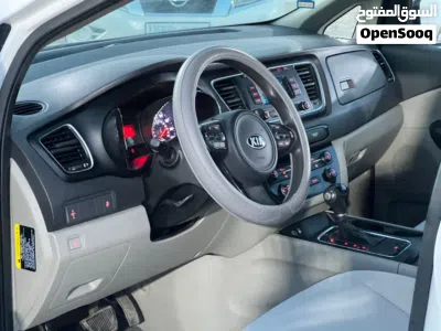 Kia Sedona EX 2