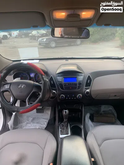 Hyundai Tucson Limited 4