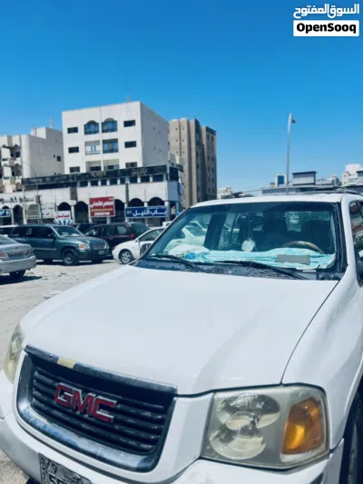 GMC Yukon Denali 4