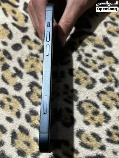 ايفون 13 عادي 128 جيجا 2