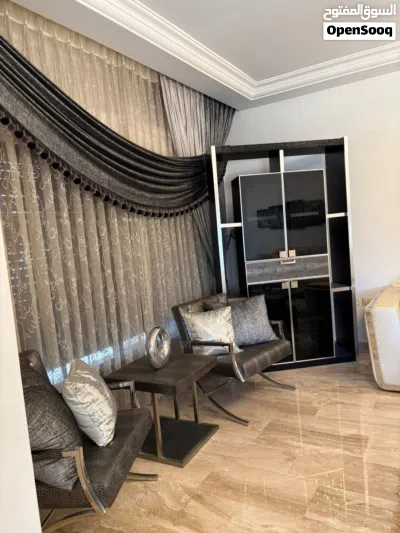 شقة مميزة مفروشة للبيع 4