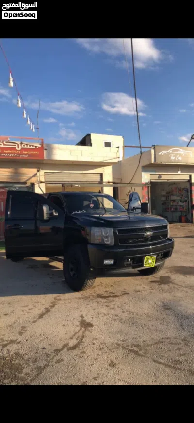 Chevrolet Silverado 1500 1LT 2