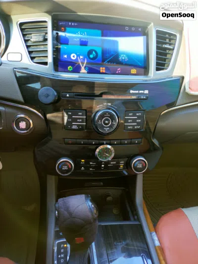 Kia Cadenza Limited 4