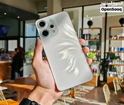 OPPO Reno 14 Pro 4