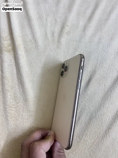 ايفون 11 برو 4
