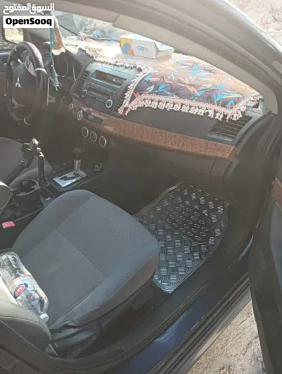 Mitsubishi Lancer ES 2