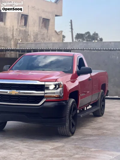 Chevrolet Silverado 1500 1LT 3
