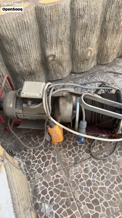 ونش كهربائي 1000 كيلو إيطالي مع ريموت تحكم في أبهــــا بسعر 1200 سعودي 3