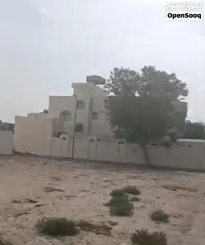 للبيع أرض في الفيحاء علي شارع عام مميزه ثلاث شوارع لغرض تجاري او سكني مساحتها 6334 قدم 3