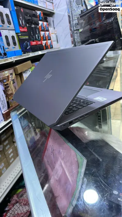 HP ZBOOK17 G5 2