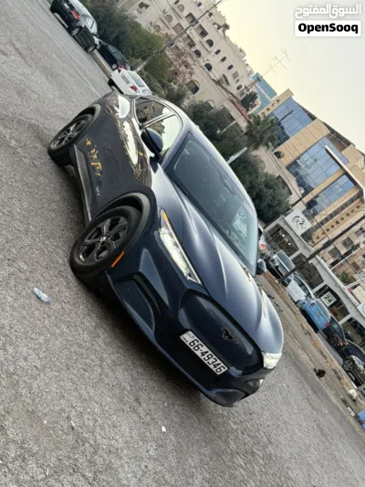 Ford Mach-E Premium 2