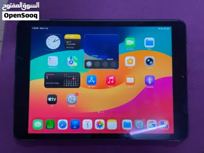 آيباد 9 من أبل بحالة ممتازة بسعة 64 جيجابايت وشاشة 10.5 إنش 4