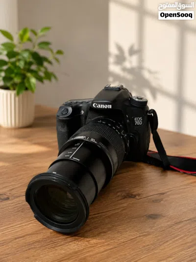 للبيع Canon EOS 70D + عدسة Sigma 18-200mm 2