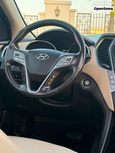 Hyundai Santa Fe Standard 3