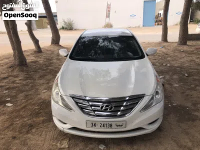 Hyundai Sonata Blue 2